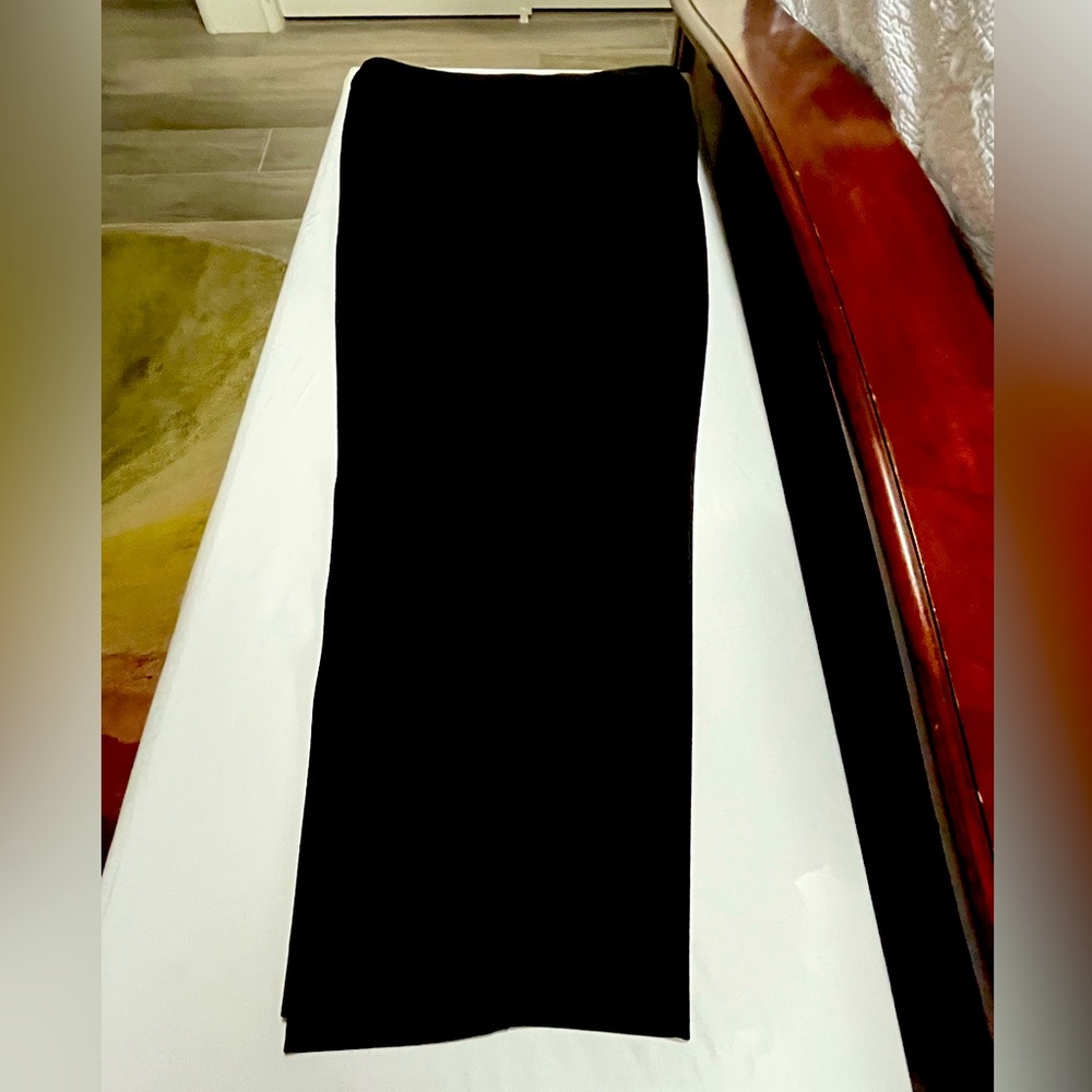 Investments II Black Trousers 20W Short